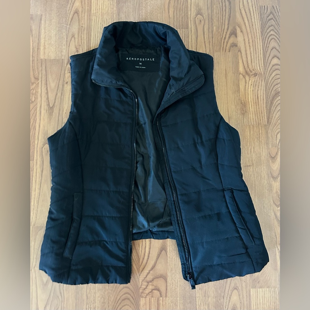 Aeropostale Classic Black Vest